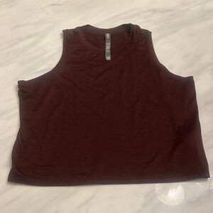 Vuori Maroon Crew Neck Top